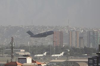 L'aeroporto Hamid Karzai di Kabul