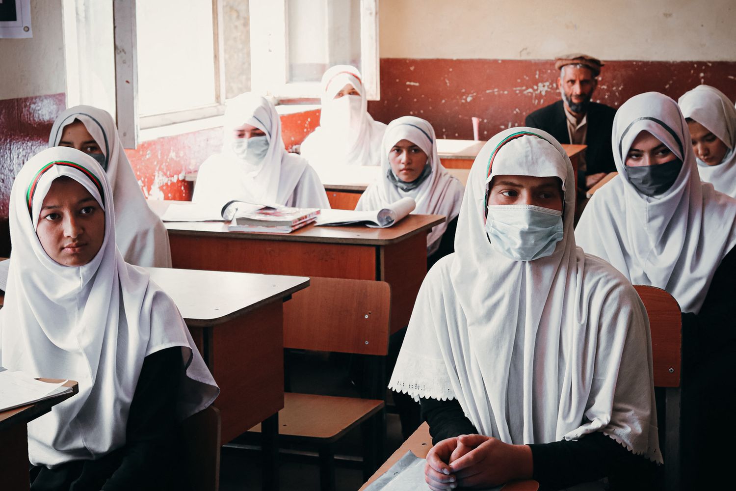 Studentesse in una scuola afghana
