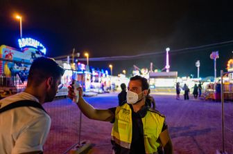Misurazione della temperatura per l&rsquo;ingresso al Luna park di Molfetta &nbsp;