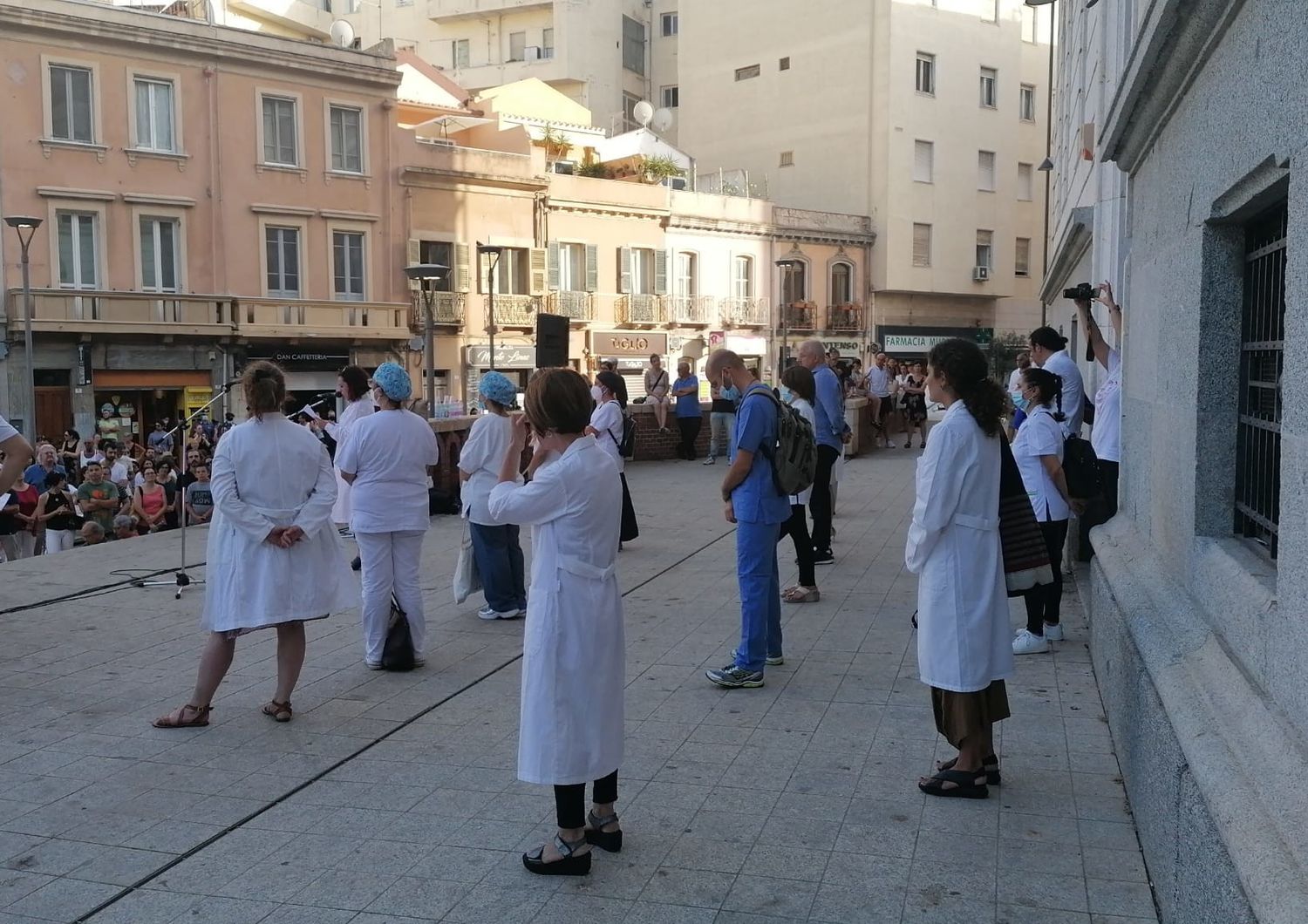 Protesta dei medici no vax a Cagliari, Luglio 2021