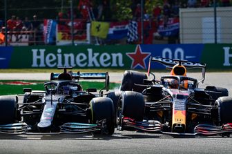 L'incidente tra Hamilton e Verstappen a Monza