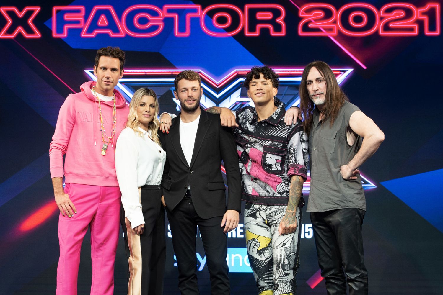 La giuria di XFactor con il nuovo conduttore, Ludovico Tersigni