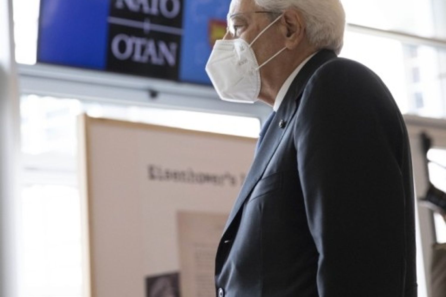 &nbsp;Sergio Mattarella alla base Nato di Lago Patria