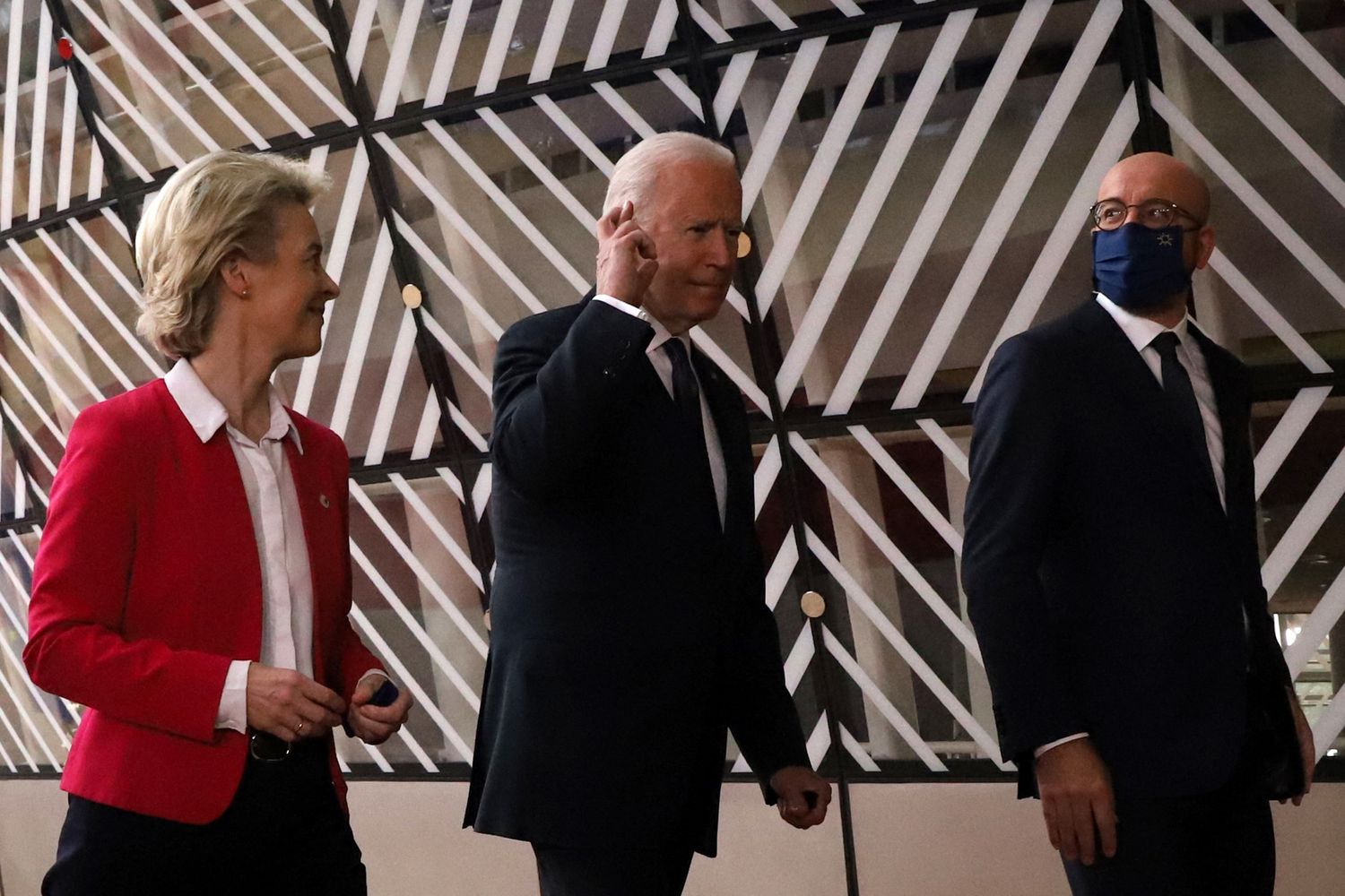 Ursula von der Leyen, Joe Biden e Charles Michel a Bruxelles