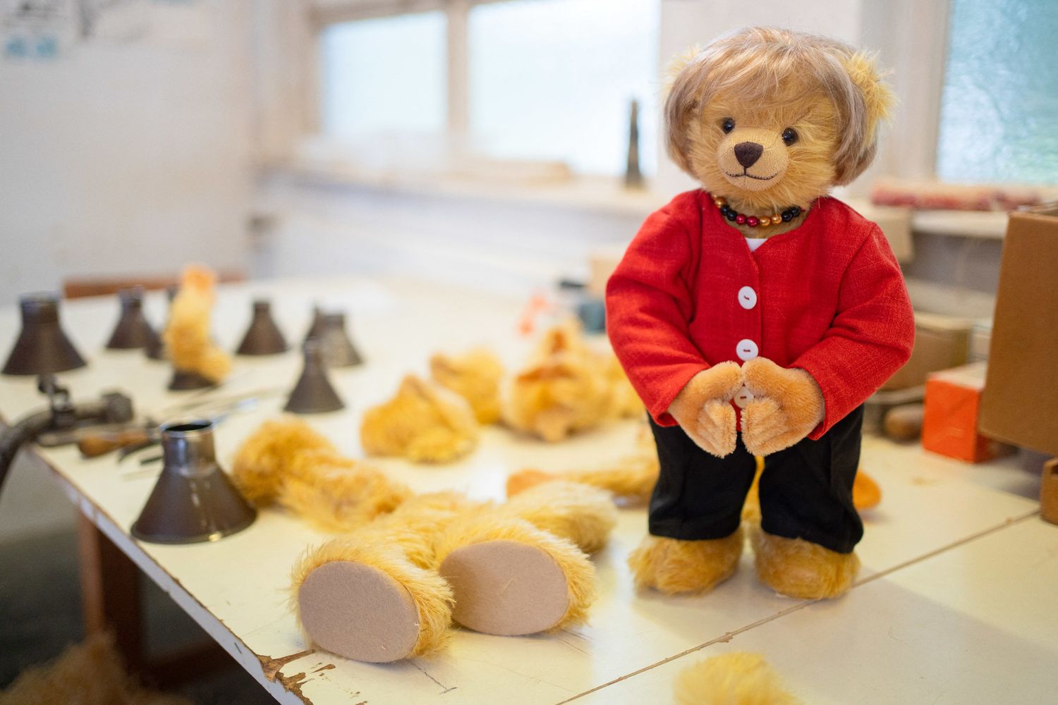 L'orsacchiotto con le fattezze di Angela Merkel