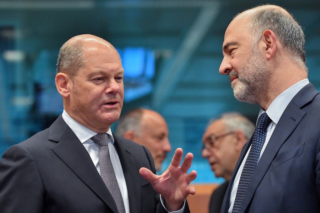 Olaf Sholz con Pierre Moscovici