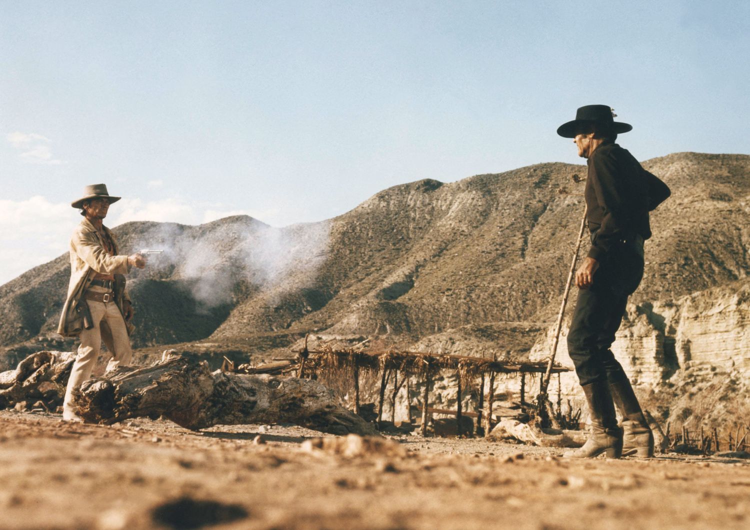 C'era una volta il west (1968) di Sergio Leone. Nel fotogramma,&nbsp;Charles Bronson e Henry Fonda