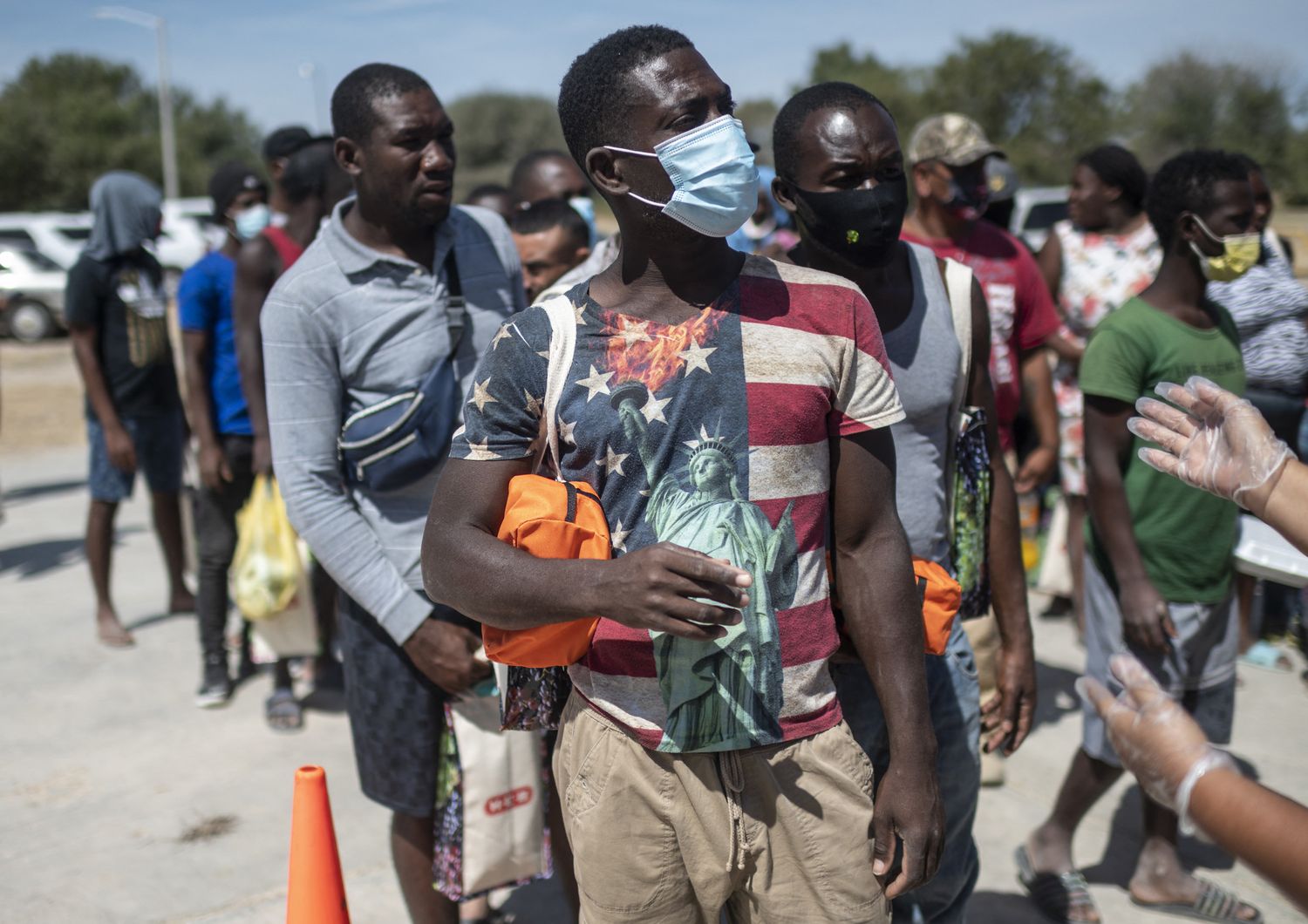 Migranti di Haiti rimpatriati nel loro Paese dopo essere arrivati al confine con il Messico