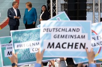 Un comizio della Cdu con Angela Merkel