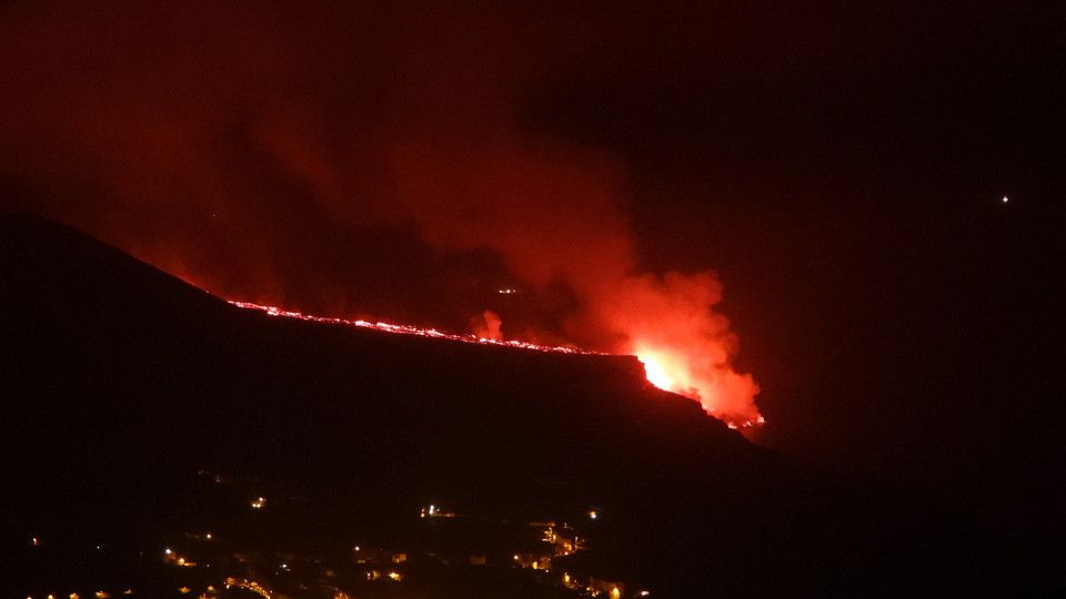 L'eruzione del Cumbre Veja, alle Canarie
