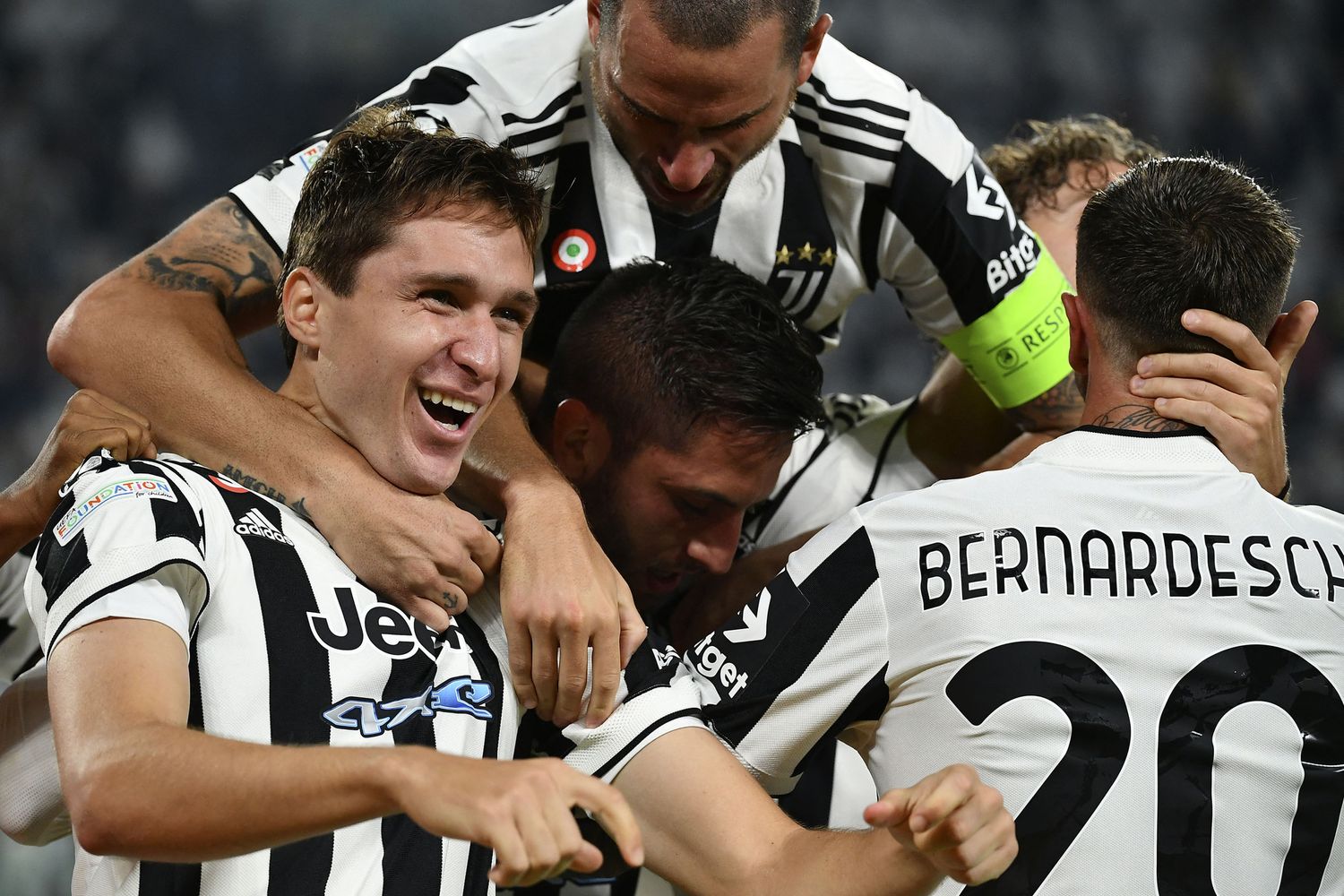 &nbsp;Federico Chiesa esulta dopo il gol al Chelsea