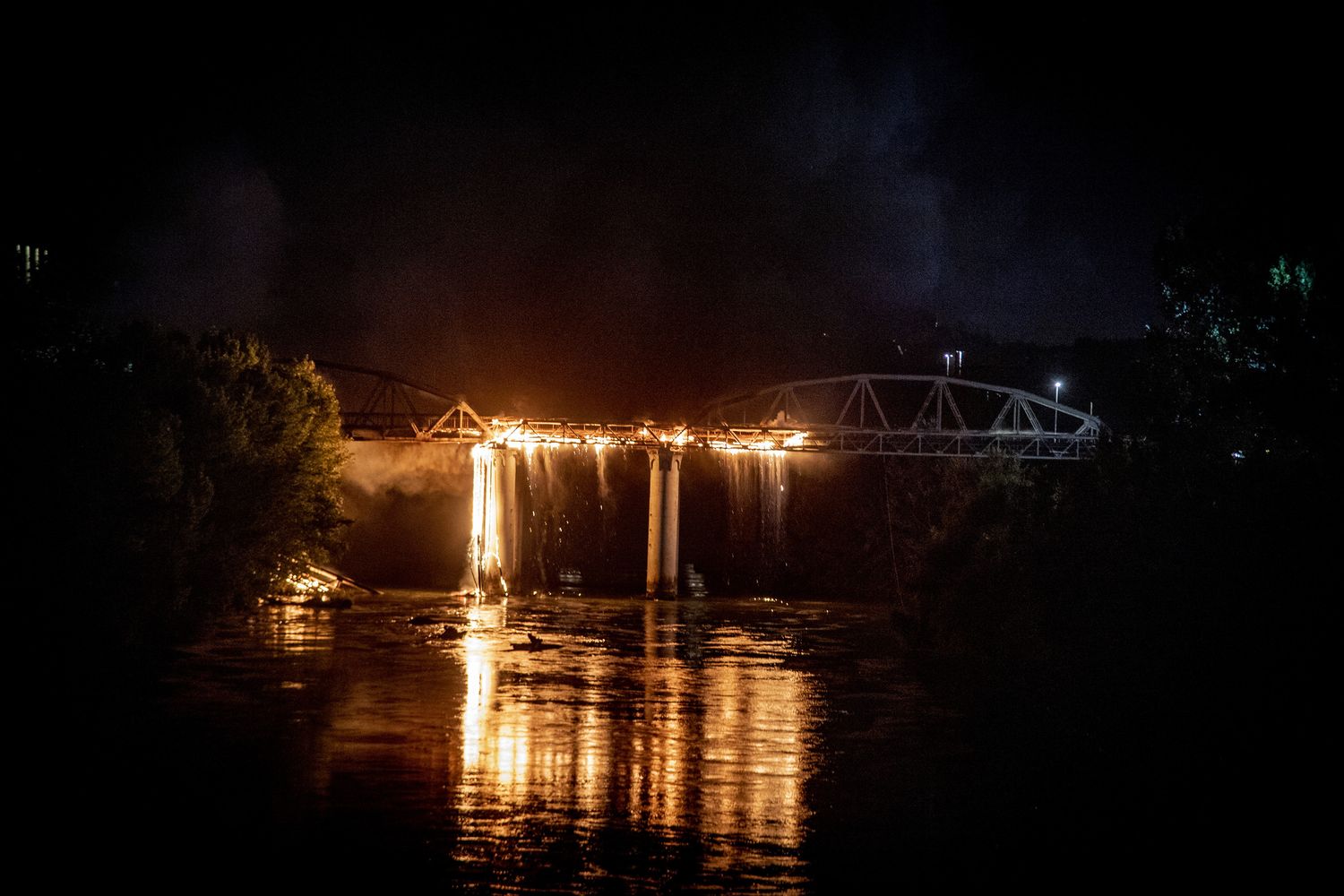 Il rogo sul ponte Ostiense