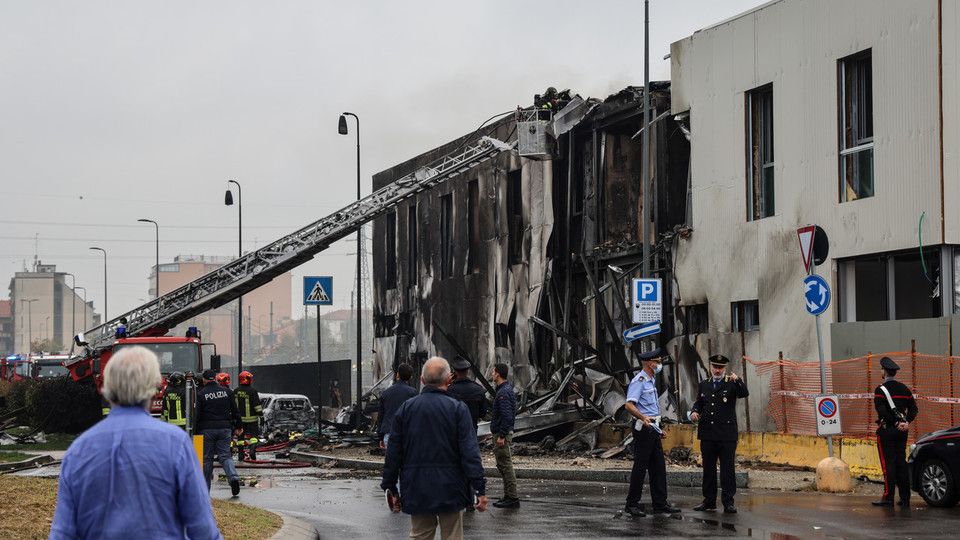 Il luogo in cui si &egrave; schiantato l'aereo tra San Donato e Milano&nbsp;