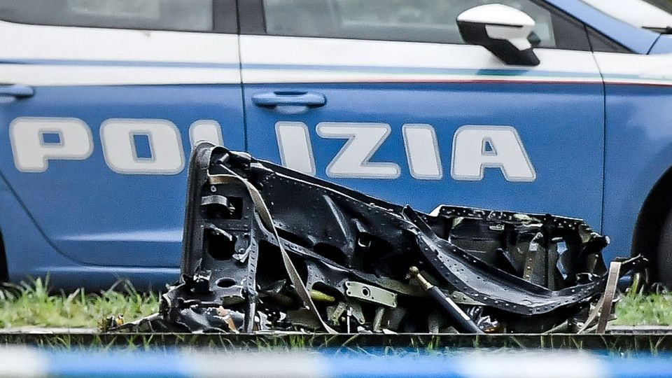 Il luogo in cui si &egrave; schiantato l'aereo tra San Donato e Milano&nbsp;