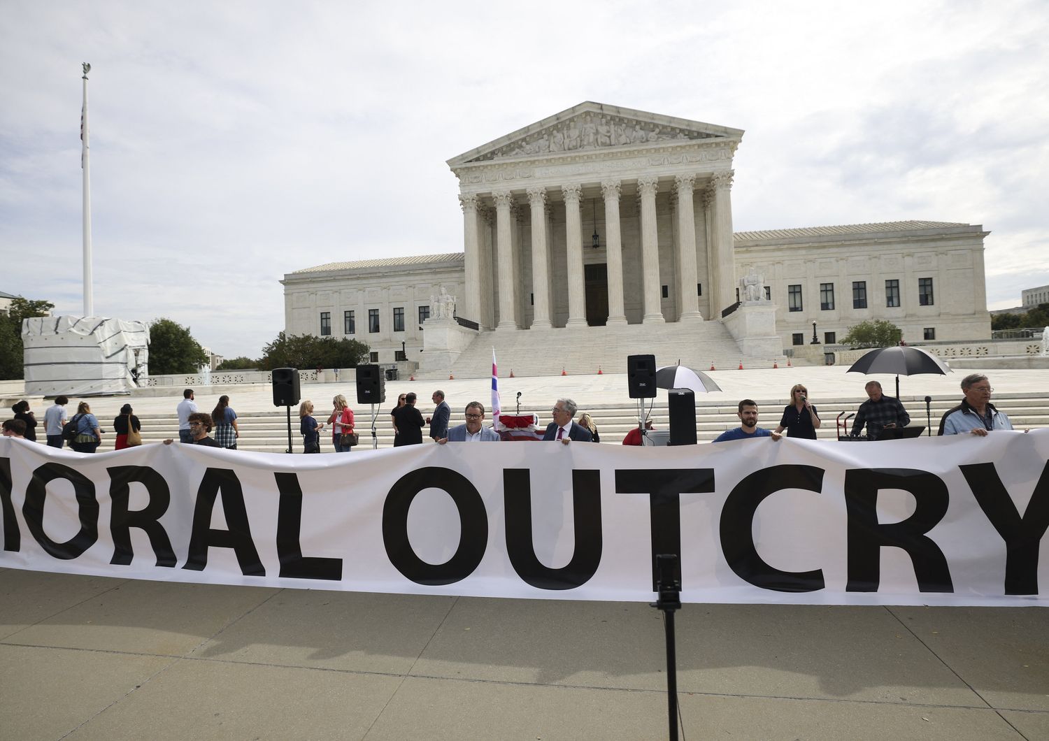 Manifestazione davanti alla sede della Corte Suprema degli Usa a Washington&nbsp;
