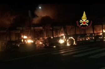 &nbsp;Bus Atac bruciati a Roma