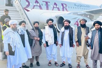 La delegazione di alto livello dei talebani all'arrivo a Doha