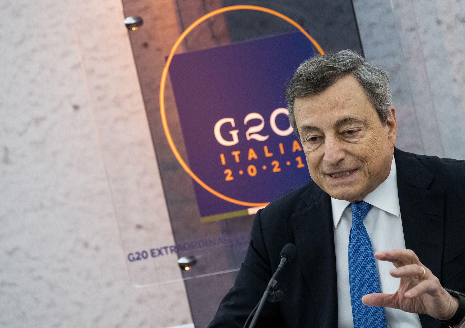 Mario Draghi durante la conferenza sull'Afganistan