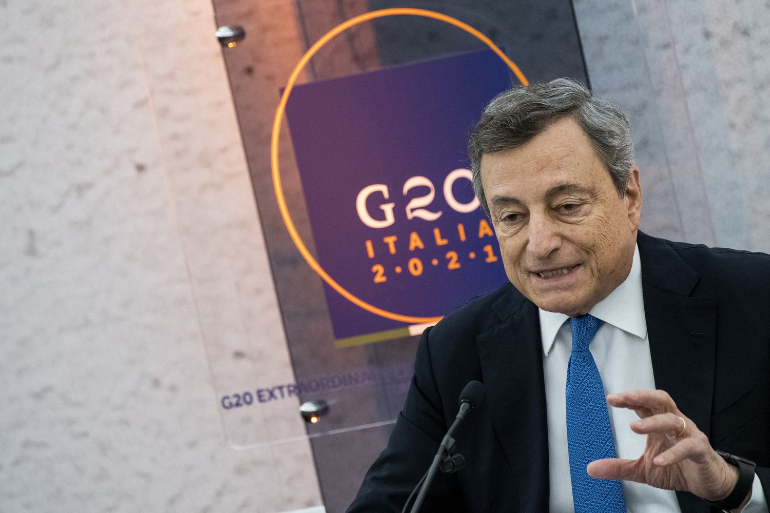 Mario Draghi durante la conferenza sull'Afganistan