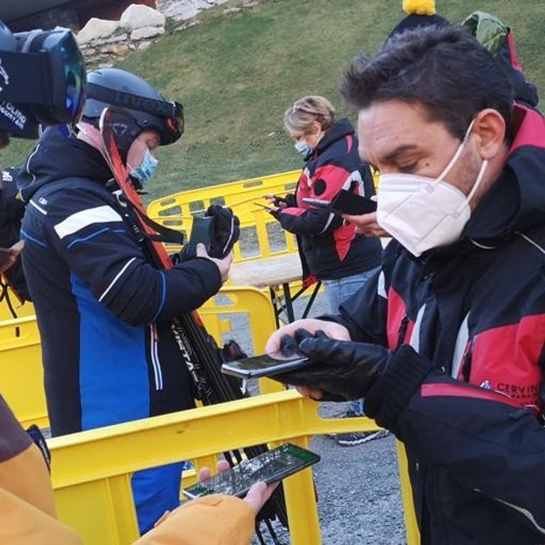 L'apertura degli impianti a Cervinia&nbsp;