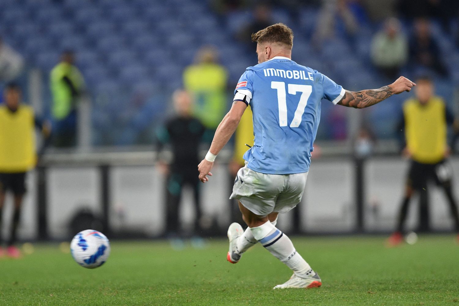 Ciro Immobile segna su rigore