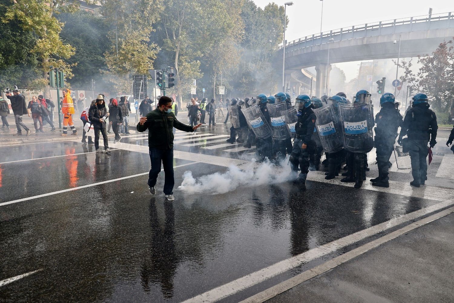 La protesta contro il Green pass al Porto di Trieste&nbsp;