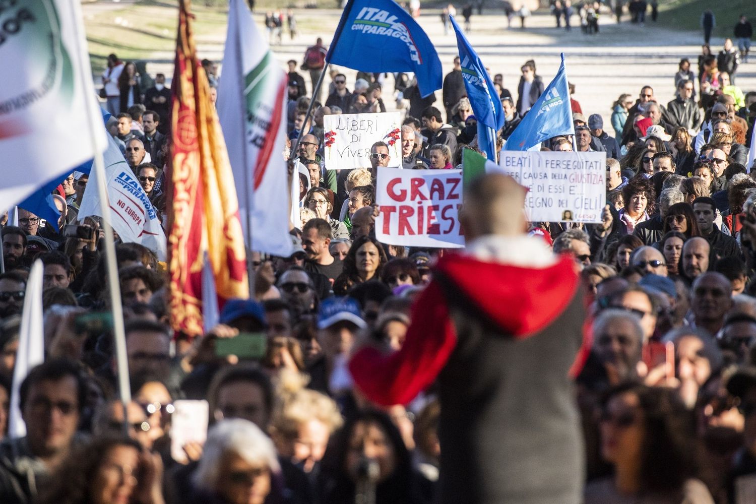 No green pass, proteste a Trieste