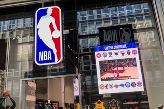 Nba store a Milano