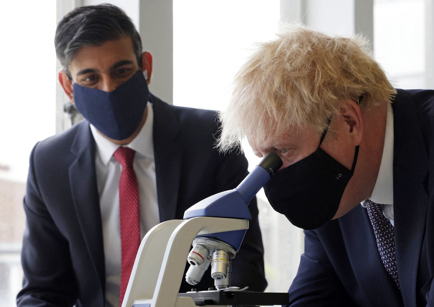 Rishi Sunak con Boris Johnson
