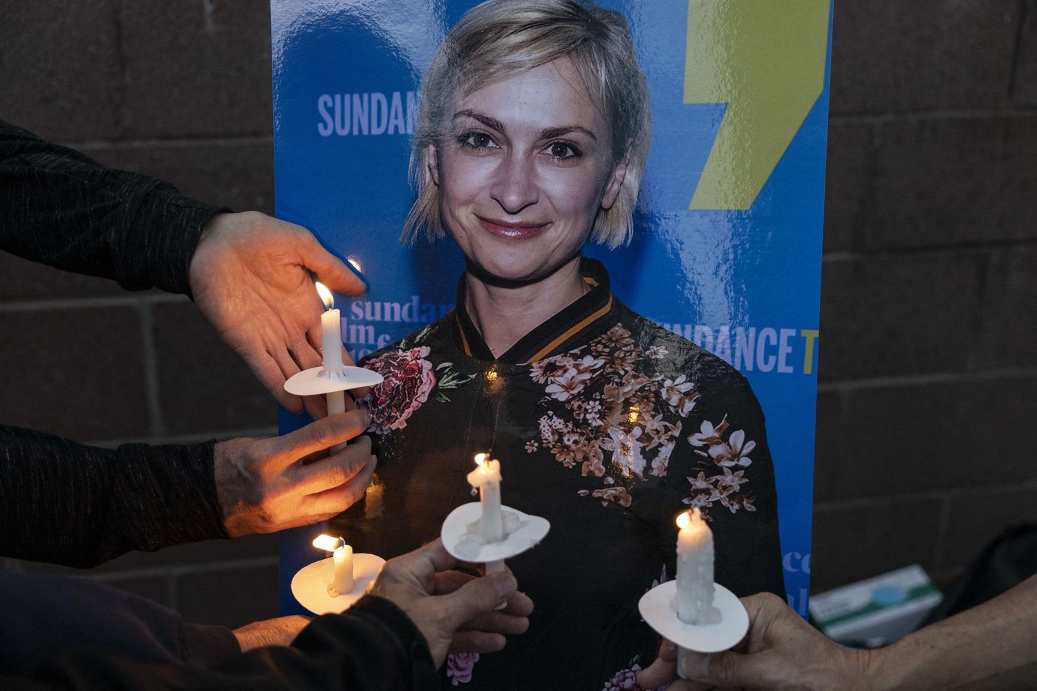 Ricordo di Halyna Hutchins, uccisa sul set di Rust da uno sparo accidentale