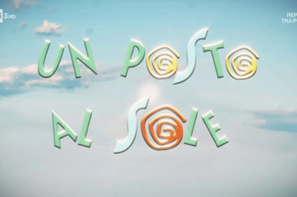 Copertina di &quot;Un posto al sole&quot;