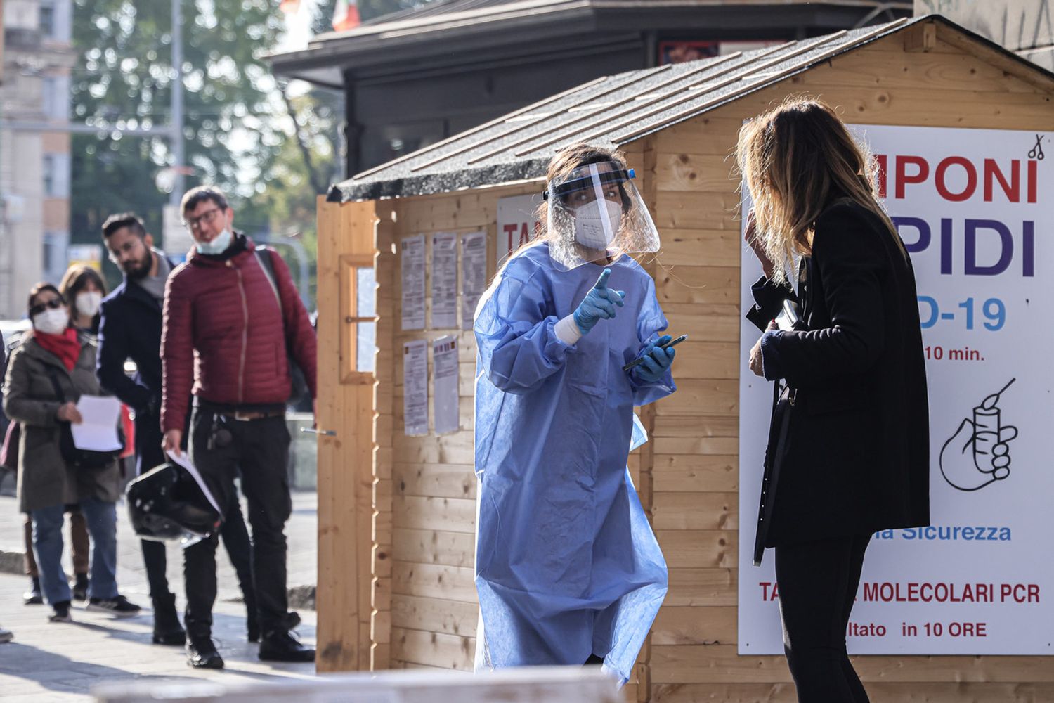 Tamponi rapidi per il Covid a Milano&nbsp;