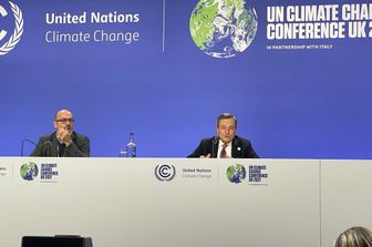 Il ministro della Transizione ecologica Roberto Cingolani e il presidente del Consiglio Mario Draghi