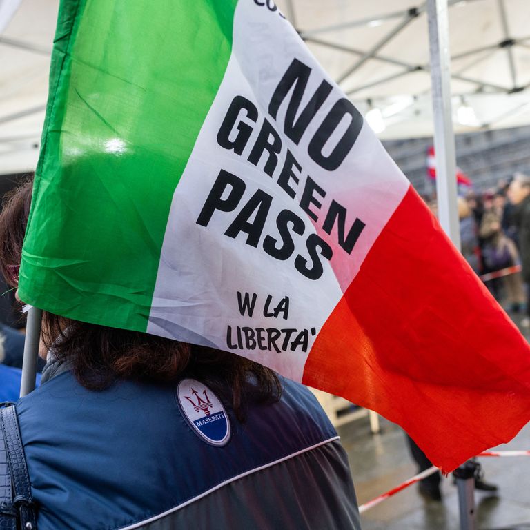 Manifestazione no Green pass