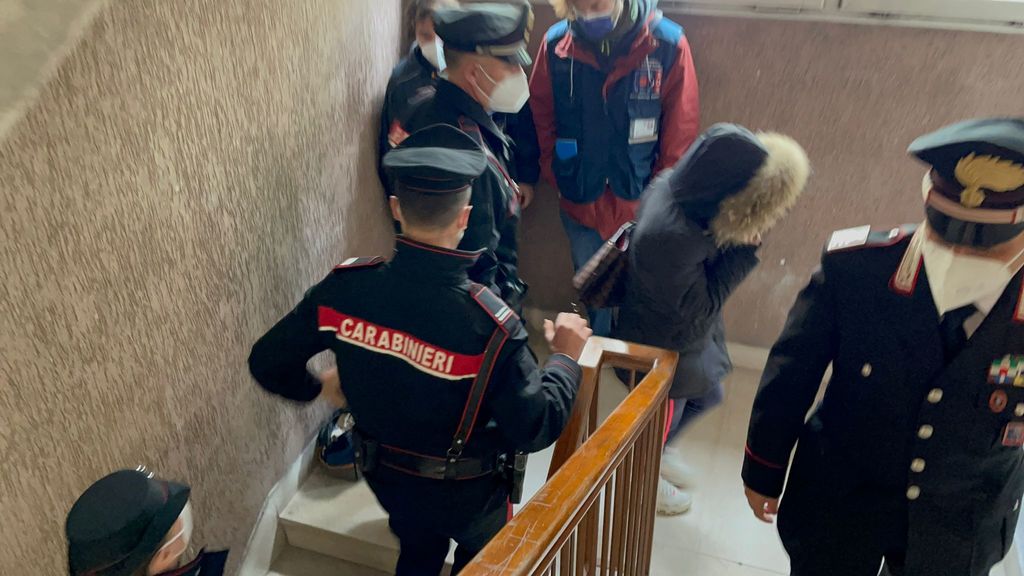 Lo sgombero dell'appartamento nel quartiere Don Bosco di Roma&nbsp;