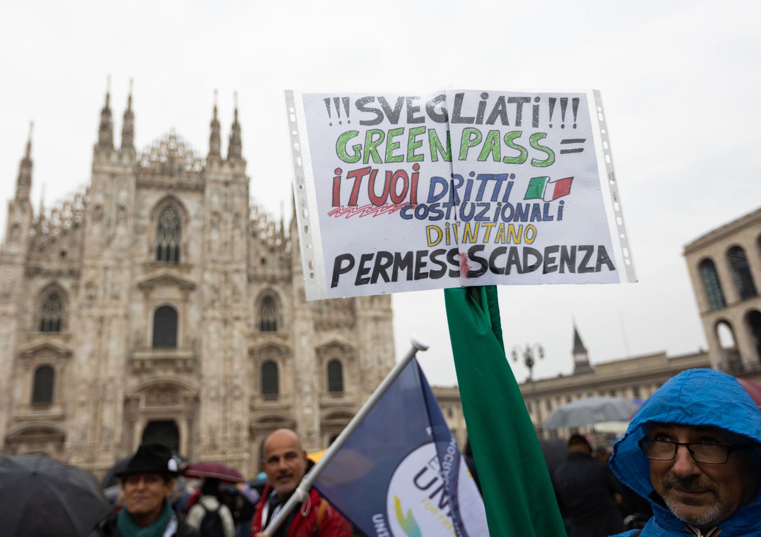 Una manifestazione no green pass a Milano