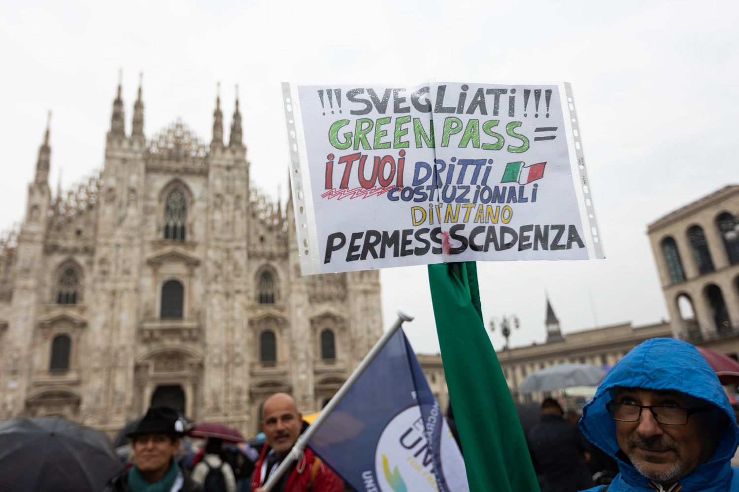 Una manifestazione no green pass a Milano