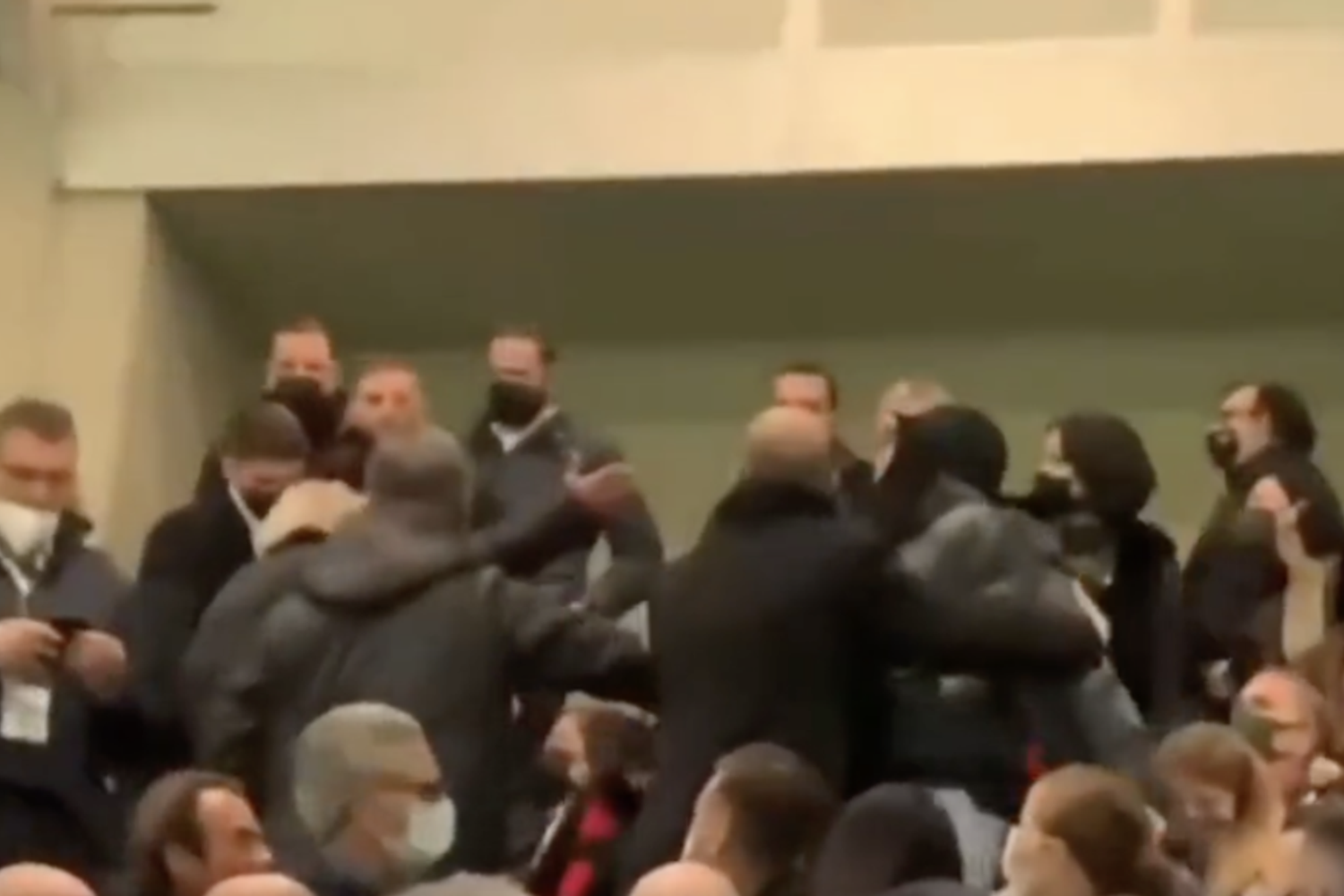 Ghali, Salvini, scontro durante Inter Milan