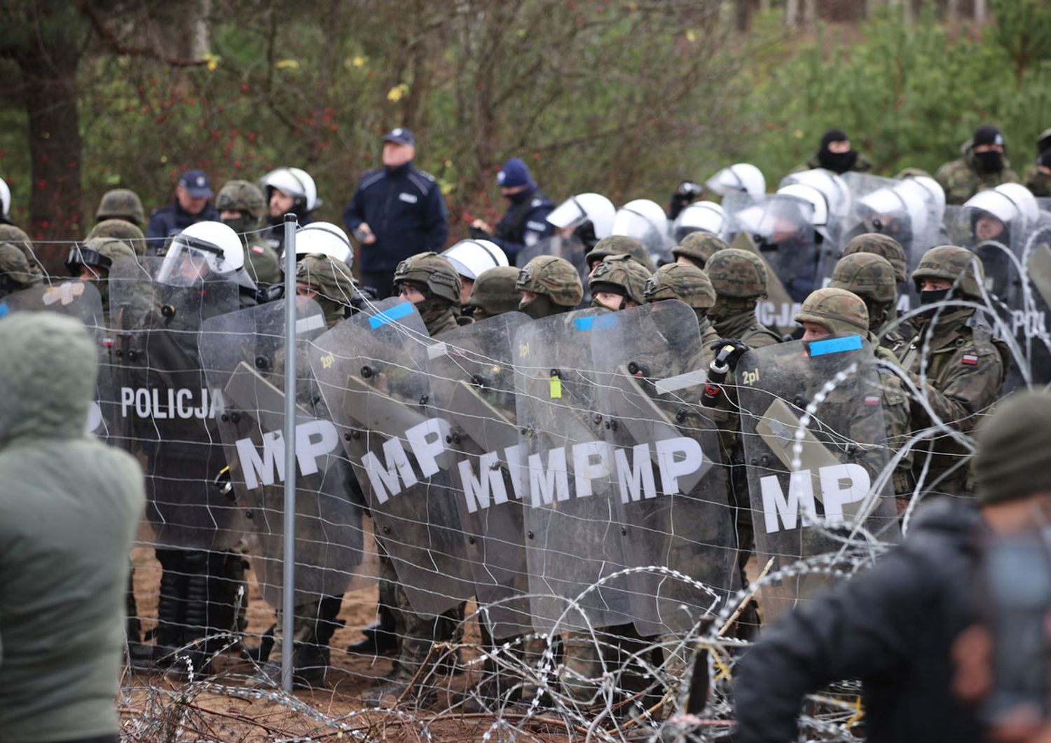Polizia polacca al confine con la Bielorussia
