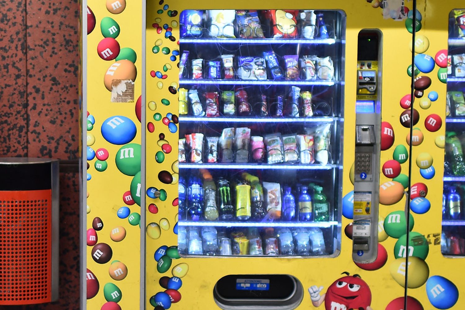 Distributore automatico