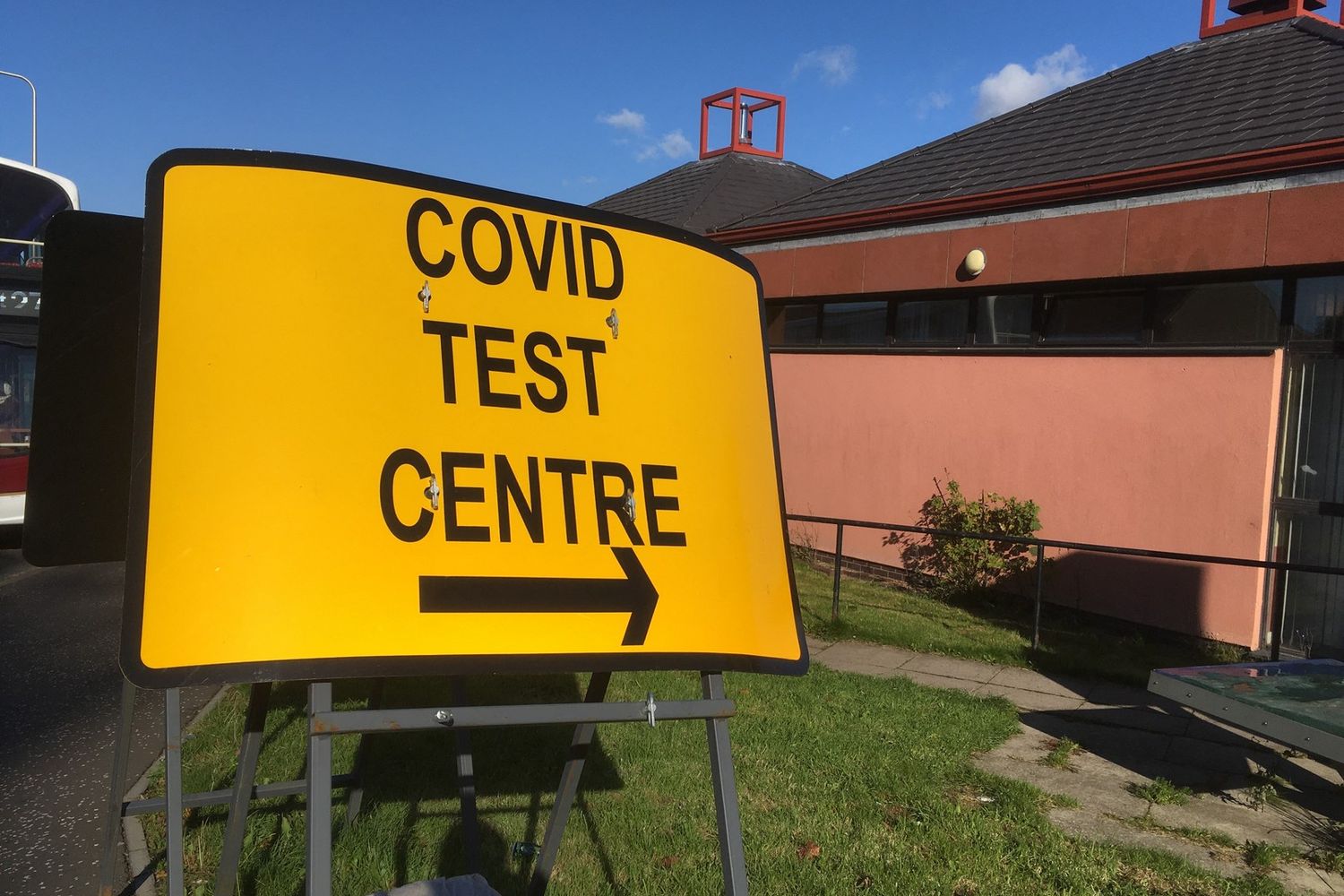 Un centro per i test covid in Gran Bretagna