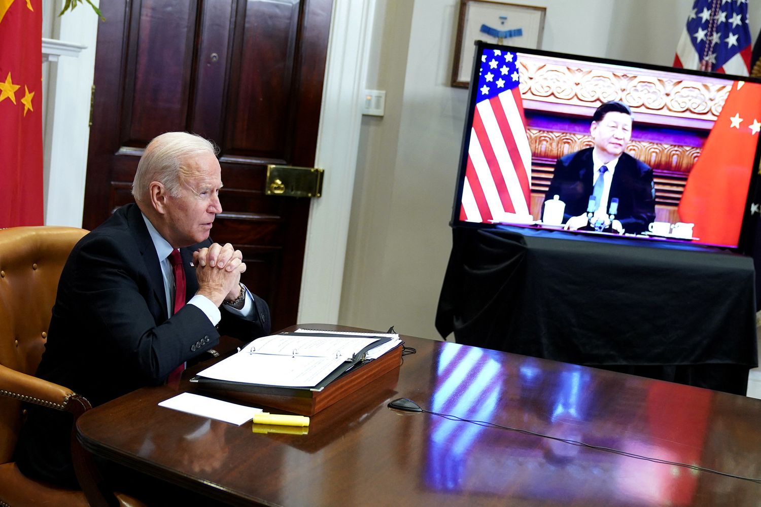 Joe Biden in videoconferenza con Xi Jinping