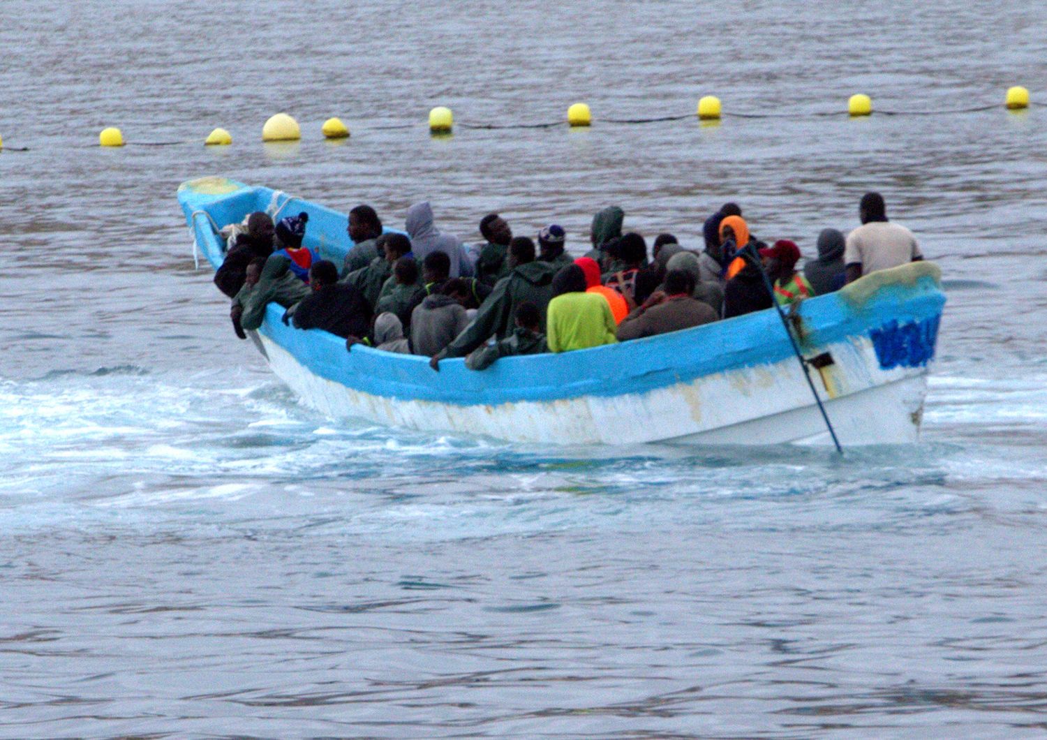 Barcone con migranti