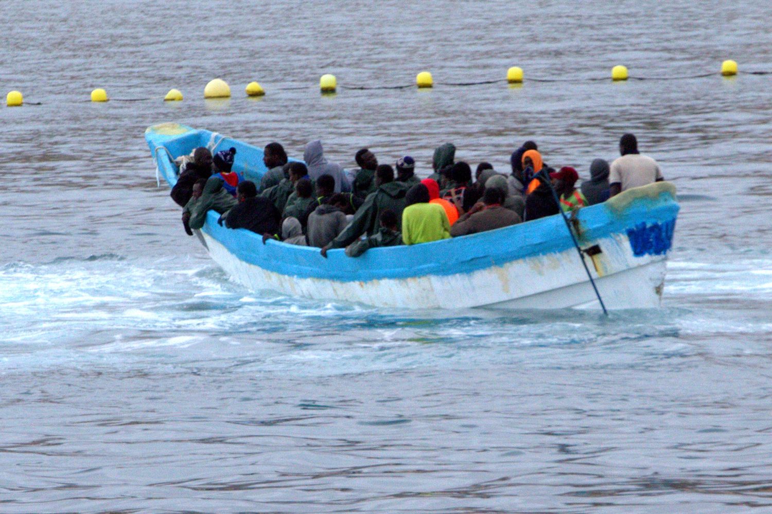 Barcone con migranti