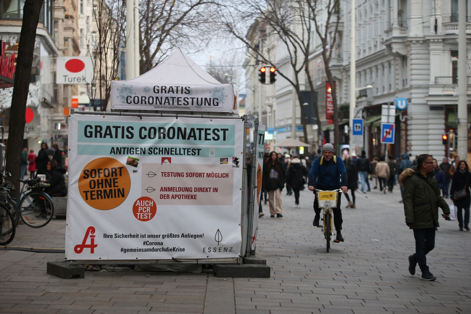 Gazebo per il test del Covid a Vienna
