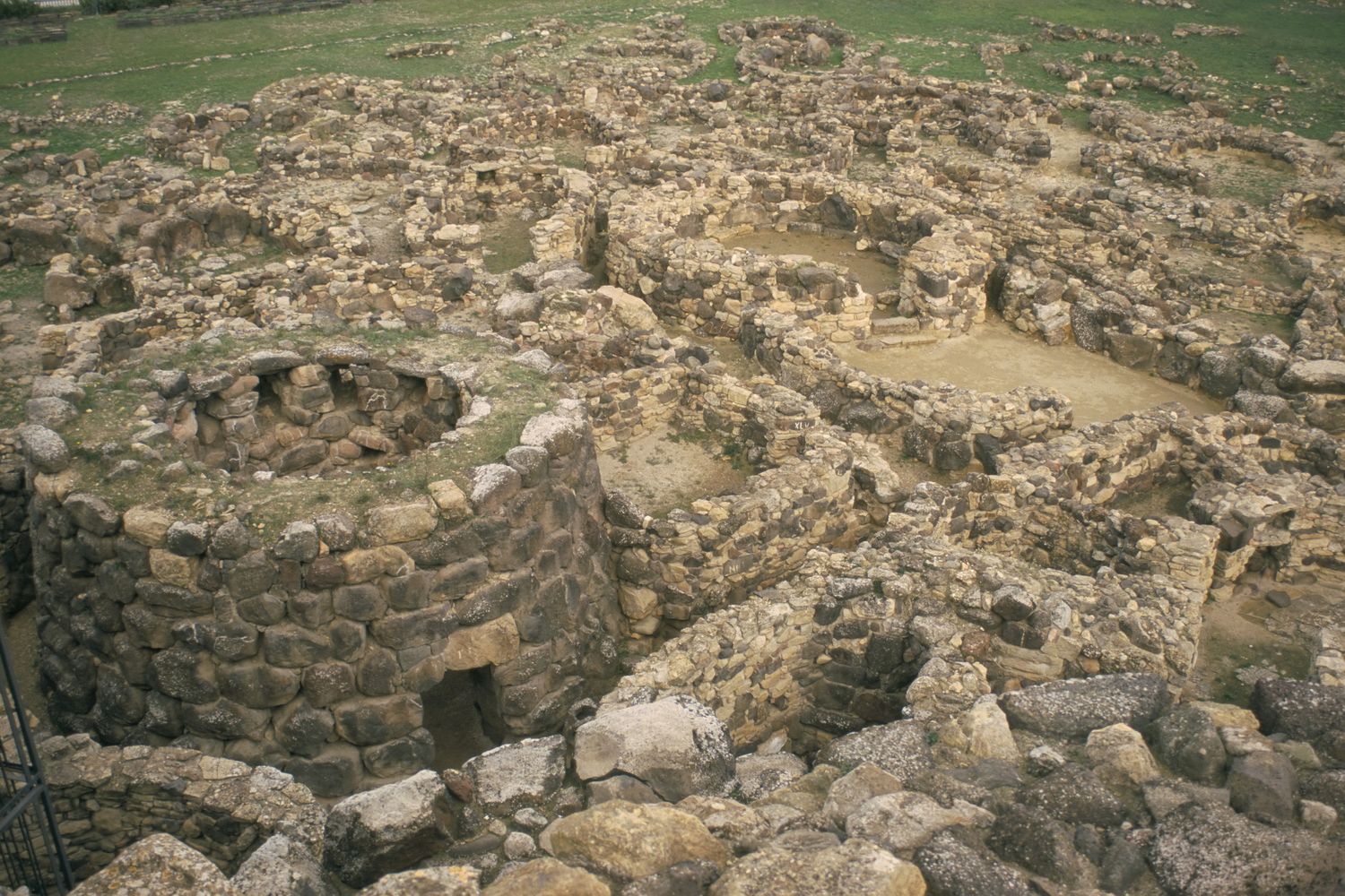 Una parte del nuraghe &quot;Su Nuraxi&quot; a Barumini