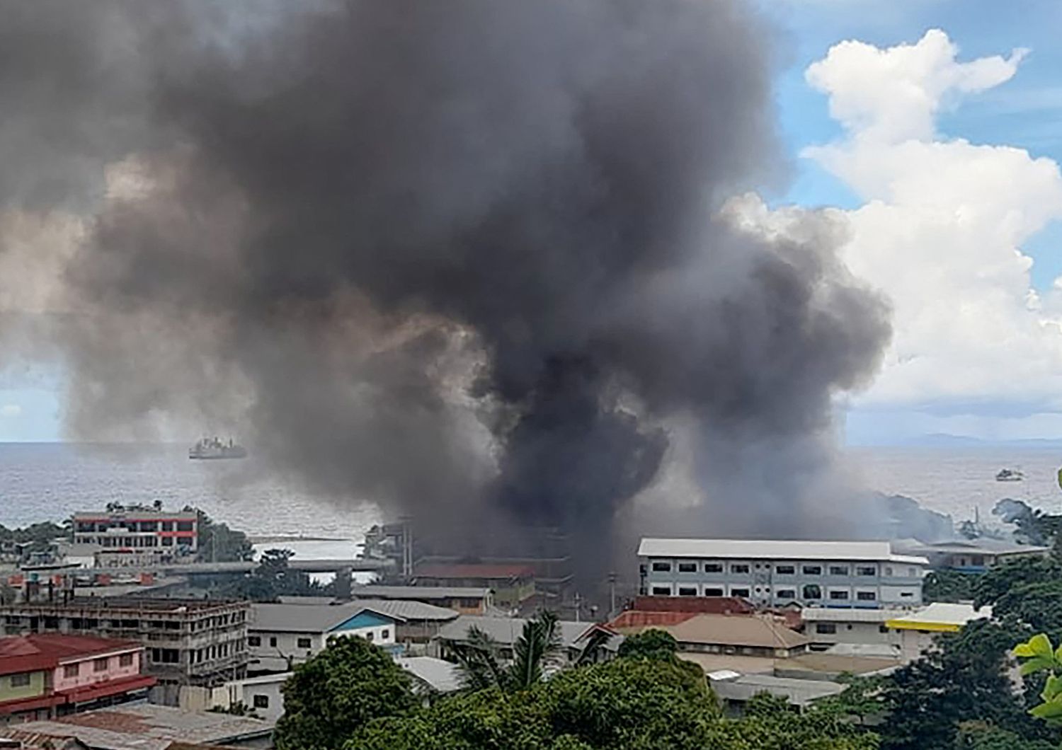 Incendi nel quartiere cinese delle Isole Salomone&nbsp;