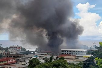 Incendi nel quartiere cinese delle Isole Salomone&nbsp;