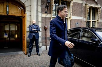 Covid verso inasprimento restrizioni Olanda parla Rutte