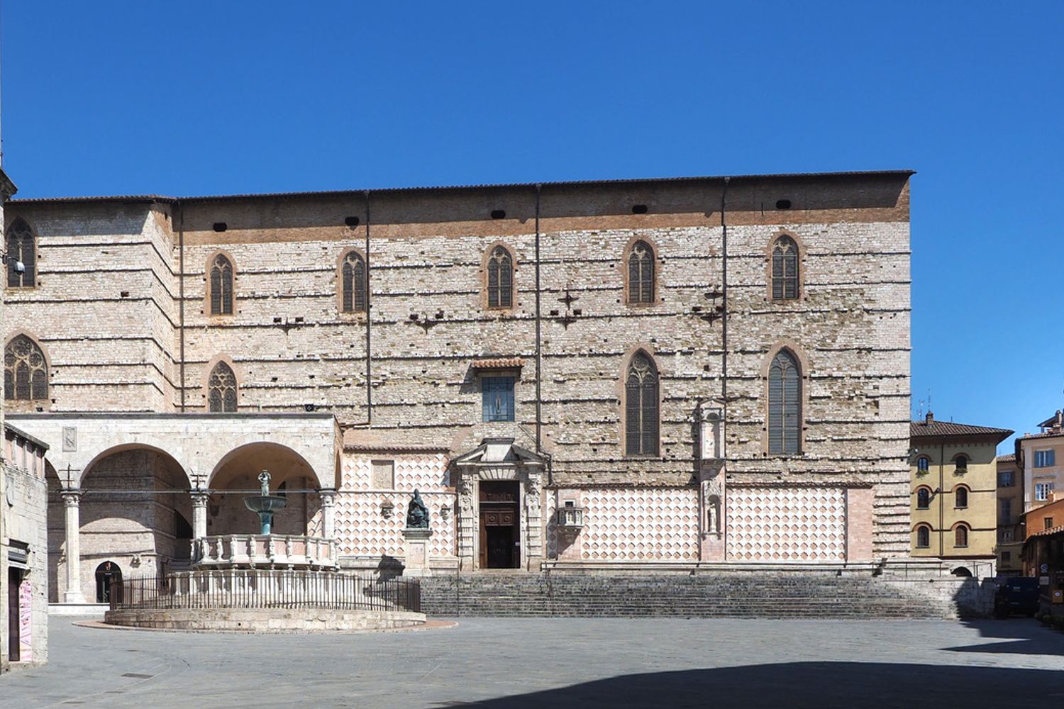 1165x693